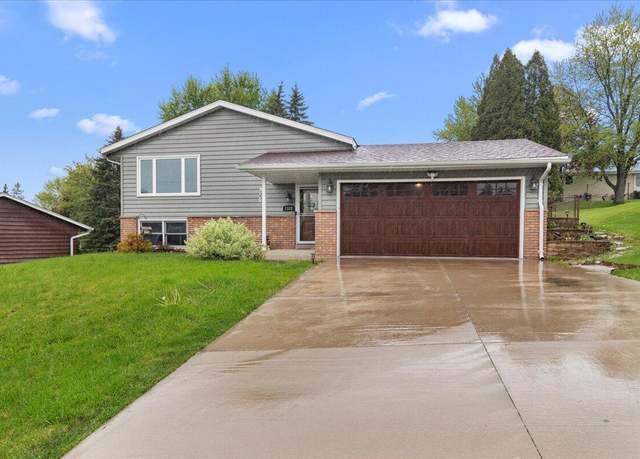 Property at 1528 Jefferson St, West Bend, WI 53090, 4 beds, 2 baths