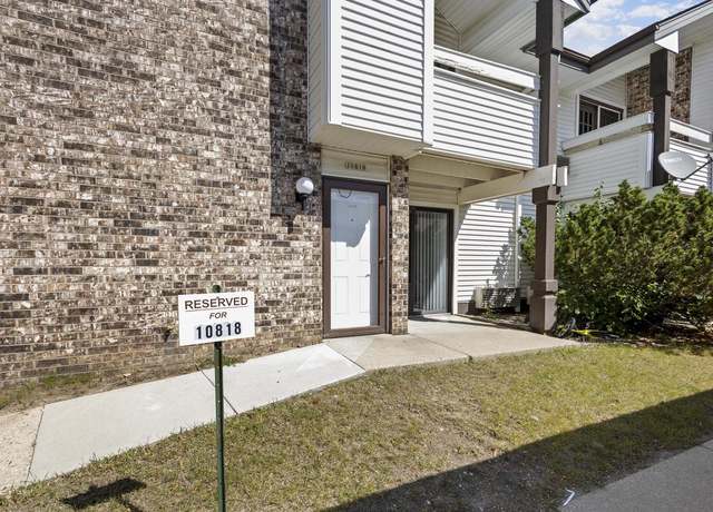 Property at 10818 W Donna Dr, Milwaukee, WI 53224, 2 beds, 1.5 baths