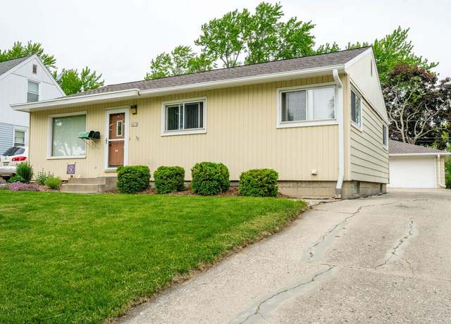 Property at 6610 W Montana St, Milwaukee, WI 53219, 3 beds, 2 baths