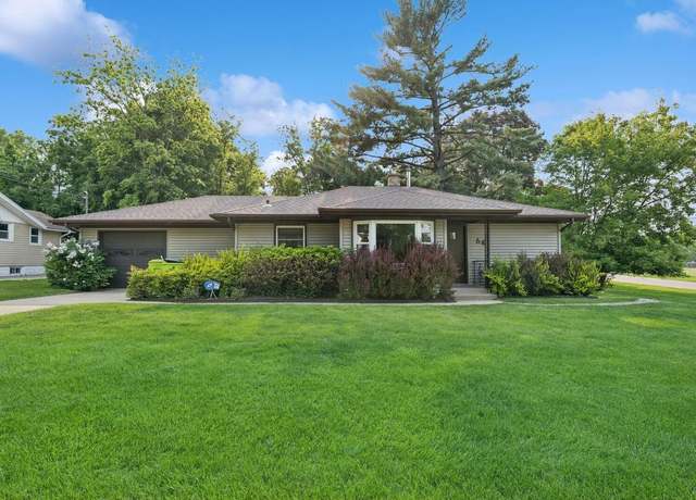 Property at 64 Collie St, Williams Bay, WI 53191, 2 beds, 1 bath