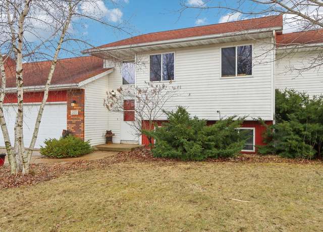 Property at 205 W Freidel Dr, Marshall, WI 53559, 3 beds, 3 baths