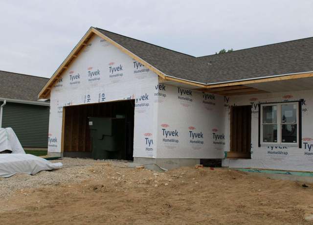 Property at 1795 Edgewood Rd #13, Kewaskum, WI 53040, 2 beds, 2 baths