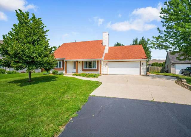 Property at 6829 Bobolink Rd, Racine, WI 53402, 3 beds, 2 baths