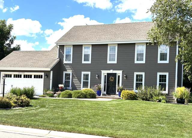 Property at W151N7507 Wood View Dr, Menomonee Falls, WI 53051, 3 beds, 2.5 baths