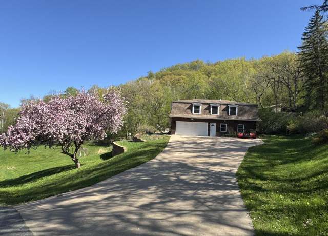 Property at 4191 Aspen Ln, La Crescent, MN 55947, 5 beds, 3 baths