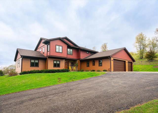 Property at W7266 Sylvester Rd, Holmen, WI 54636, 4 beds, 4.5 baths
