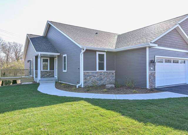 Property at 311 N Trailview Cir, Waterford, WI 53185, 2 beds, 2 baths