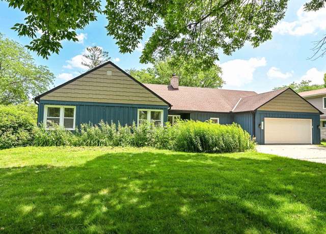 Property at 6836 N Yates Rd, Fox Point, WI 53217, 3 beds, 2 baths