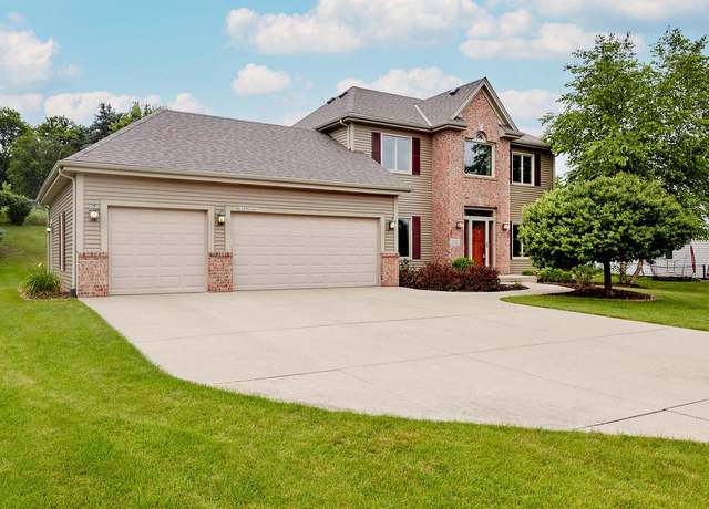 Property at W234N7641 Grey Moss Ct, Sussex, WI 53089, 3 beds, 3.5 baths