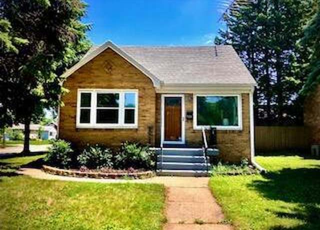 Property at 901 S Grand Ave, Waukesha, WI 53186, 3 beds, 1 bath