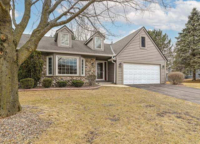 Property at 7707 Maple Ridge Ct, Franklin, WI 53132, 2 beds, 2 baths