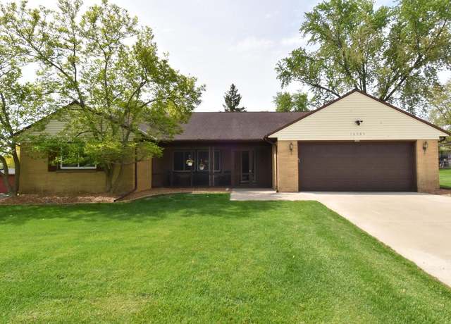 Property at 16585 W North Ave, Brookfield, WI 53005, 3 beds, 1.5 baths