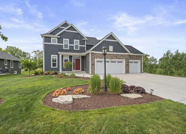 Property at 7949 W Oakwood Way, Franklin, WI 53132, 5 beds, 3 baths