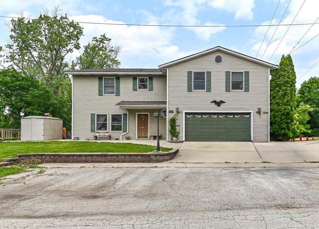 Property at 232 Capital St, Burlington, WI 53105, 4 beds, 2.5 baths