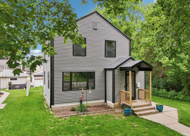 Property at 3352 S Adams Ave, Milwaukee, WI 53207, 2 beds, 1.5 baths