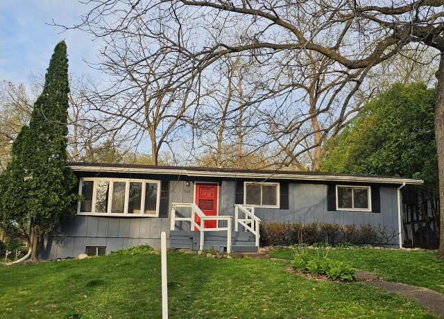 Property at 560 Free Church Dr, Williams Bay, WI 53191, 3 beds, 1.5 baths