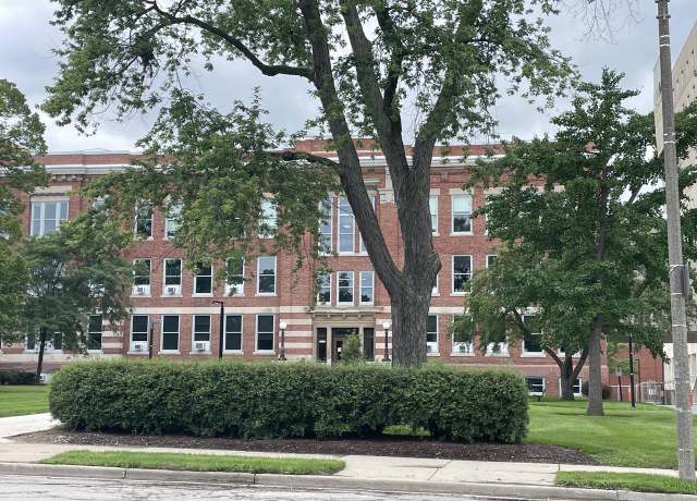 Property at 3234 N Downer Ave #3236, Milwaukee, WI 53211, 6 beds, 3.5 baths