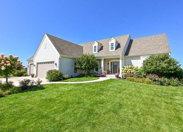 Property at 2946 Makou Trl, Waukesha, WI 53189, 4 beds, 3 baths