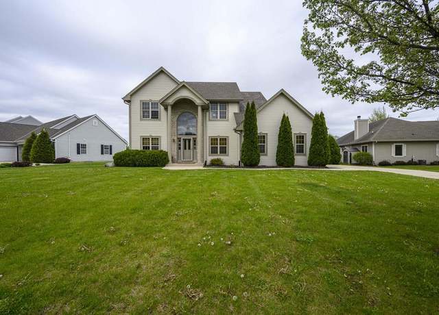 Property at 5278 W Highlands Ct, Franklin, WI 53132, 4 beds, 2.5 baths