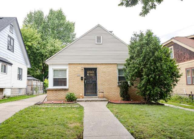 Property at 2829 N 58th St, Milwaukee, WI 53210, 2 beds, 1 bath