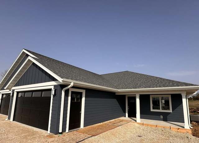 Property at 552 Raybern Ct #19, Random Lake, WI 53075, 2 beds, 2 baths