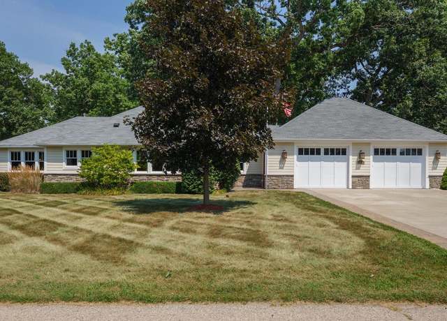 Property at 114 E Elm St, Silver Lake, WI 53170, 3 beds, 2 baths