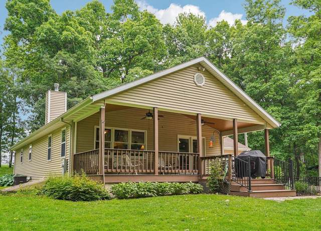 Property at W11904 Concord Rd, Randolph, WI 53956, 3 beds, 2 baths