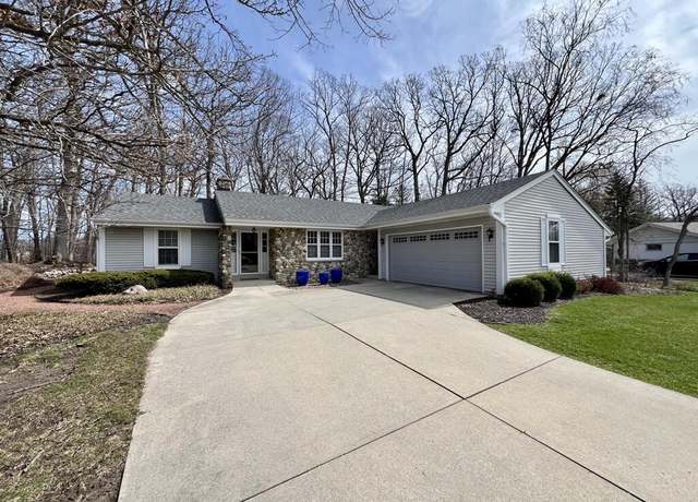 Property at 5436 S 48th St, Greenfield, WI 53220, 3 beds, 2 baths