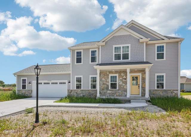 Property at N118W14979 Mistletoe Rd, Germantown, WI 53022, 4 beds, 2.5 baths