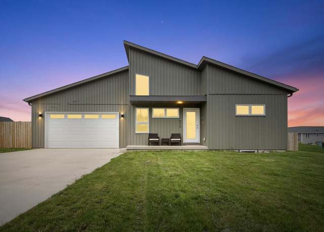 Property at 970 Pheasant Run, Lomira, WI 53048, 3 beds, 2 baths