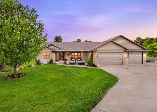 Property at N3236 Holmgren Dr, La Crosse, WI 54601, 5 beds, 3 baths