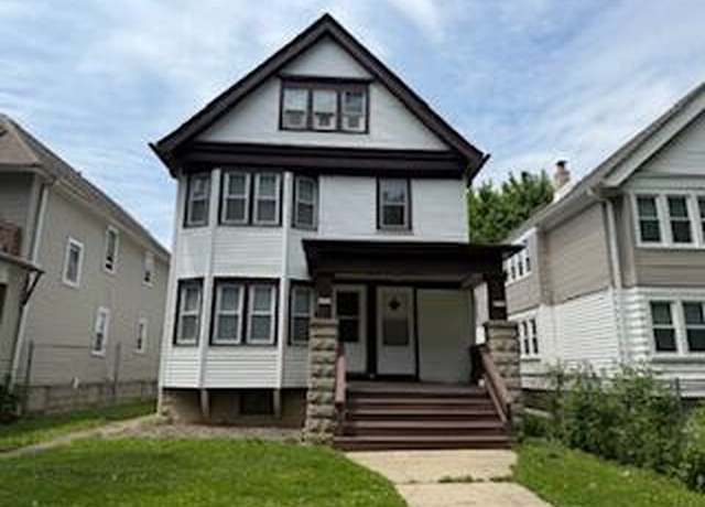 Property at 2757 N 36th St #2759, Milwaukee, WI 53210, 4 beds, 2 baths