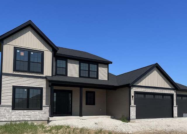 Property at 1750 Hammock Ln, Oconomowoc, WI 53066, 4 beds, 2.5 baths