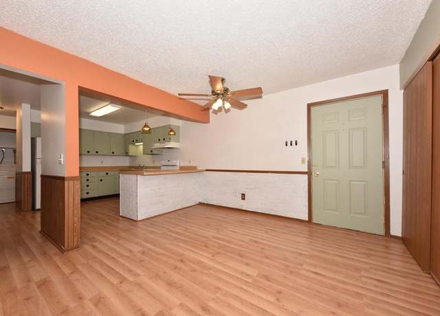 Property at 1608 Creek Rd #103, West Bend, WI 53090, 2 beds, 1 bath