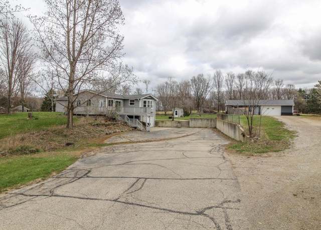 Property at N2760 Schmidt Rd, Jefferson, WI 53549, 3 beds, 2.5 baths