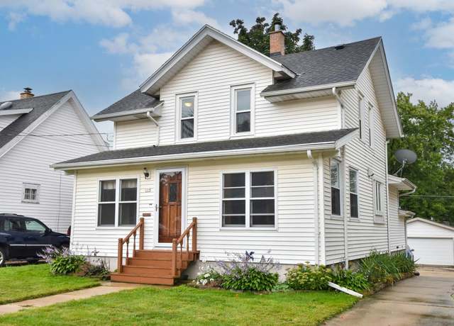 Property at 115 W Washington Ave, Hartford, WI 53027, 2 beds, 2 baths