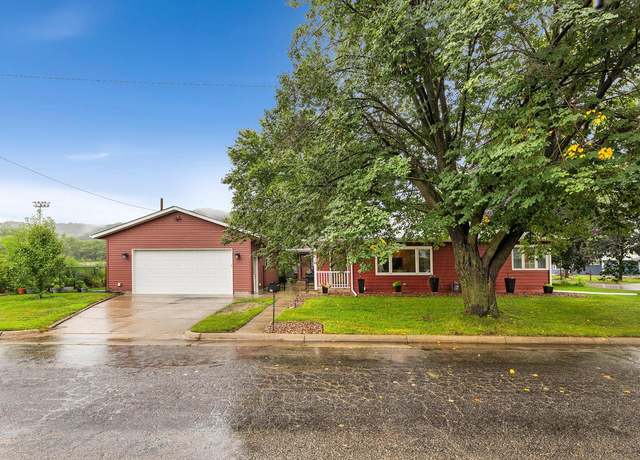 Property at 1919 Strong Ave, La Crosse, WI 54601, 3 beds, 2 baths