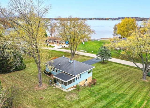 Property at W191S7367 Shore Ln, Muskego, WI 53150, 3 beds, 1.5 baths
