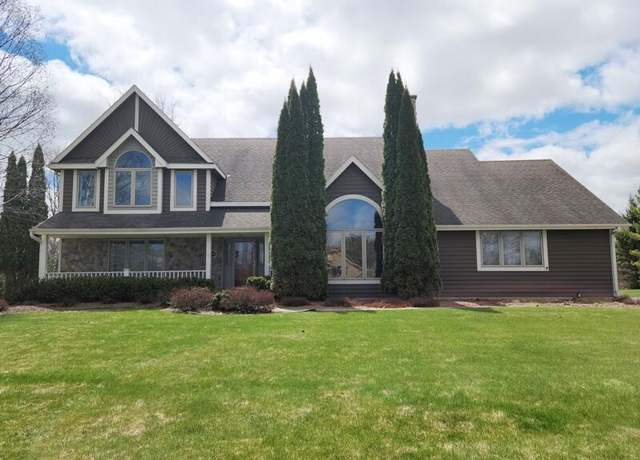 Property at 4809 Stonefield Rd, Sheboygan, WI 53083, 4 beds, 2.5 baths
