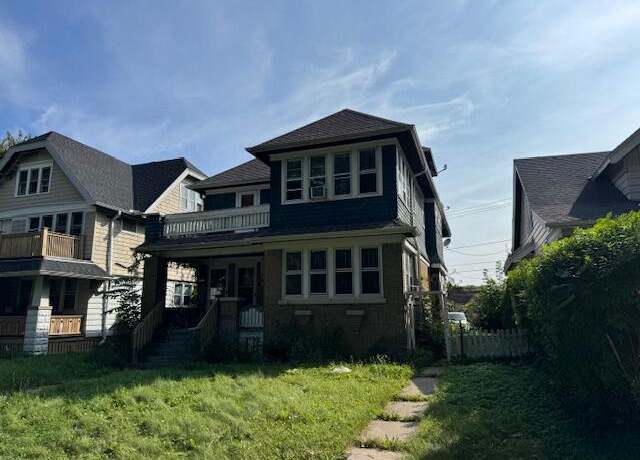Property at 2748 N 44th St #2750, Milwaukee, WI 53210, 4 beds, 2 baths