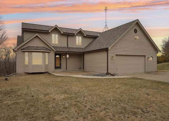 Property at W2744 Lafollette Rd, Neosho, WI 53059, 4 beds, 2.5 baths