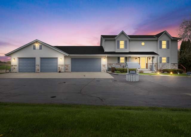 Property at S98W18986 Christopher Ln, Muskego, WI 53150, 3 beds, 2.5 baths