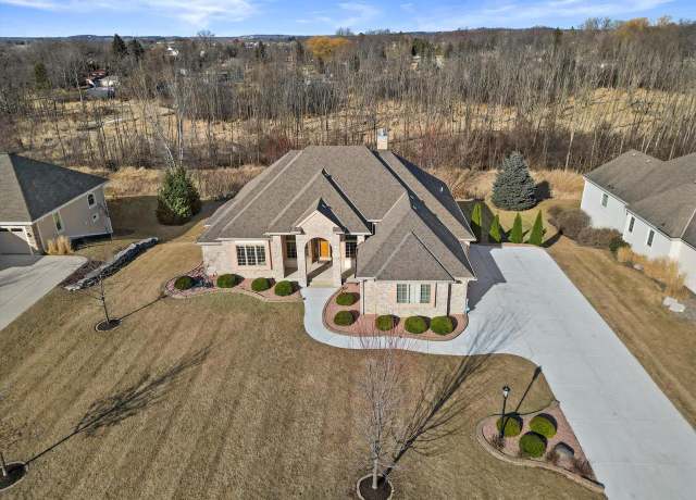 Property at N37W22910 Wyndemere Dr, Pewaukee, WI 53072, 5 beds, 4 baths