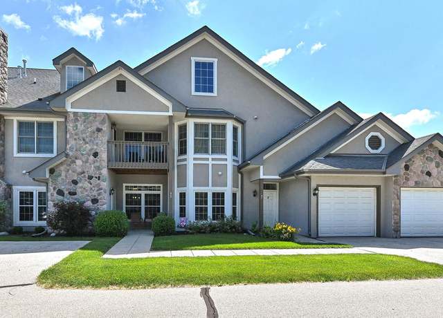 Property at N30W23082 Pineview Way #3, Pewaukee, WI 53072, 2 beds, 2 baths