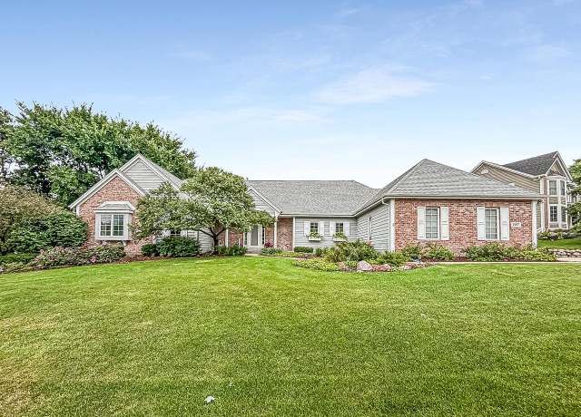 Property at 1917 Tree Line Ct, Waukesha, WI 53188, 3 beds, 2.5 baths