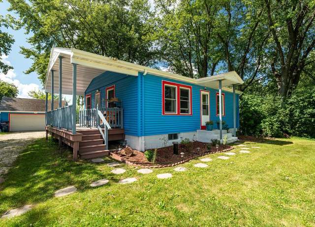 Property at 725 County Road C, Grafton, WI 53024, 2 beds, 1 bath