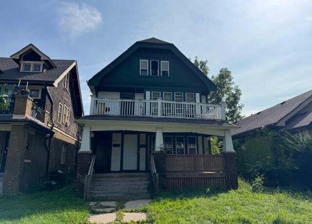 Property at 2770 N 44th St #2772, Milwaukee, WI 53210, 4 beds, 2 baths