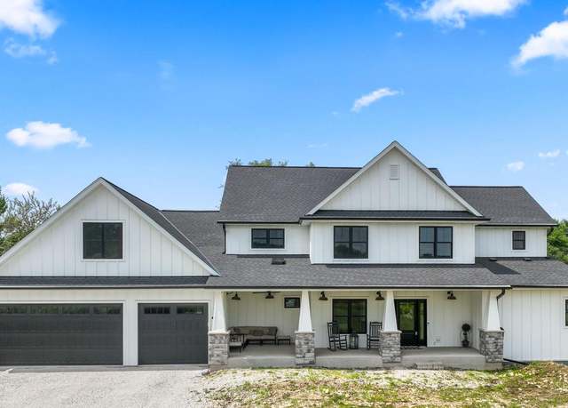 Property at W238S4963 Big Bend Rd, Waukesha, WI 53189, 4 beds, 3.5 baths