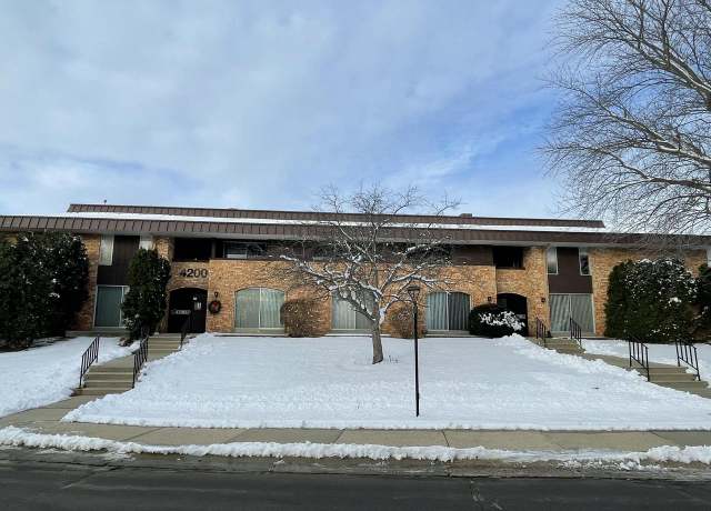 Property at 4200 W Rivers Edge Cir #8, Milwaukee, WI 53209, 2 beds, 1.5 baths