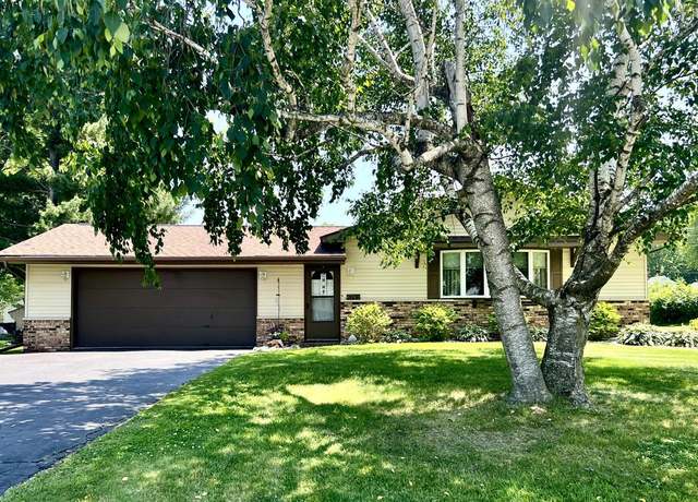 Property at 2608 Longview Ct, La Crosse, WI 54601, 3 beds, 1.5 baths